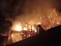 Malam Natal Si Jago Merah Lahap Rumah Warga Di Dusun Rada’ara.