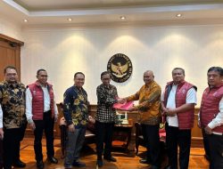 Temui MenkoPolhukam, TPDI dan SP IMPPI Minta Copot Kolonel Bambang P.Priyongodo Dari Binda Kepri