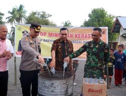 Bersama Forkompinda, Kapolres Ende, AKBP.I Gede Ngurah Joni Mahardika, S.H, S.I.K, M.H Hadiri Kegiatan Deklarasi Anti Minuman Keras Dan Narkoba Di Kecamatan Pulau Ende
