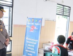 Kapolres Ende Tinjau Langsung Layanan Pengobatan Gratis bagi Pengemudi Ojek dan Angkutan Umum