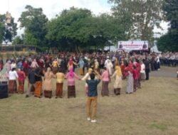 Tarian Adat Tradisional Ja’i dan Gawi Meriahkan HUT Bayangkara di Polres Ende