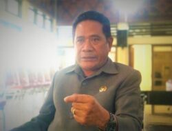 ADPRD Ende, Yani Kota Kritik Program “Proper Gerbang Emas”: Dinilai Tidak Memberikan Solusi Konkret terhadap Persoalan Sampah di Kota Ende