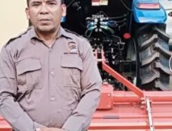 Dukung Peningkatan Produksi Pertanian, Ketua Tani Merdeka Ende Salurkan Traktor Roda Empat untuk Kelompok Tani di Nduaria